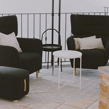 Casa Lobe - Charming Apartment In Village Centre Ла-Морра Екстер'єр фото