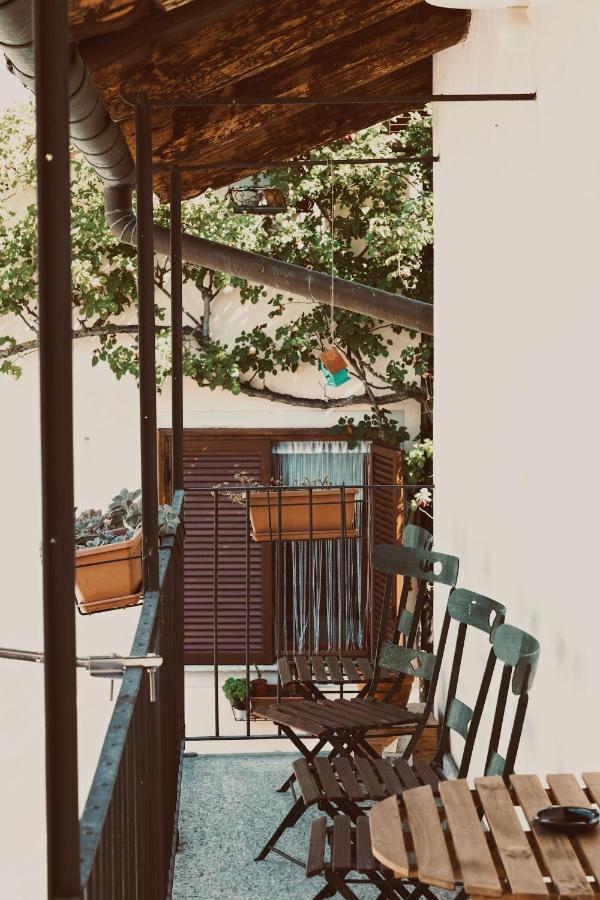 Casa Lobe - Charming Apartment In Village Centre Ла-Морра Екстер'єр фото